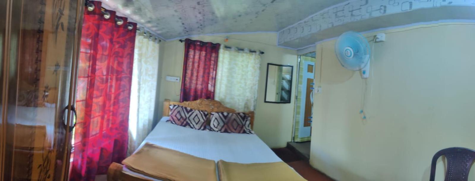 Danny'S Den Villa Madikeri Exterior photo